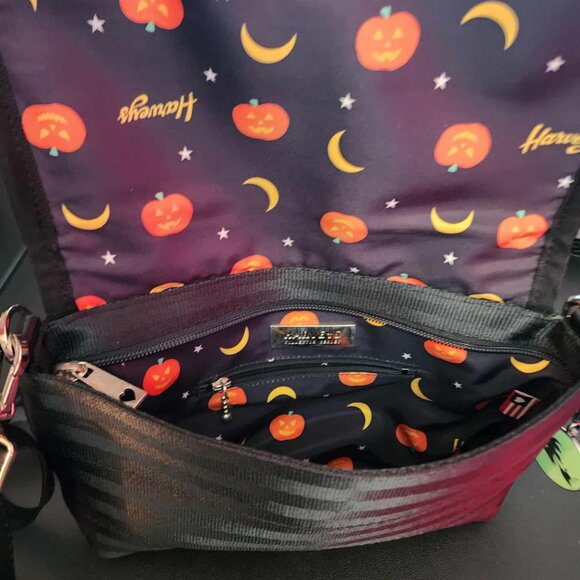 Harvey's Seatbelt Fright Night Kitty Bag - Picture 4 of 8